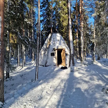 Wilderness Moekki Tikka