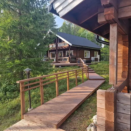 بيت للعطل Wilderness Moekki Tikka
